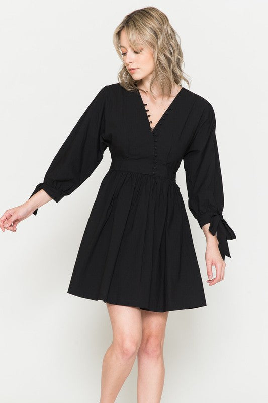 3/4 SLEEVE MINI DRESS WITH BUTTON FRONT - BLACK